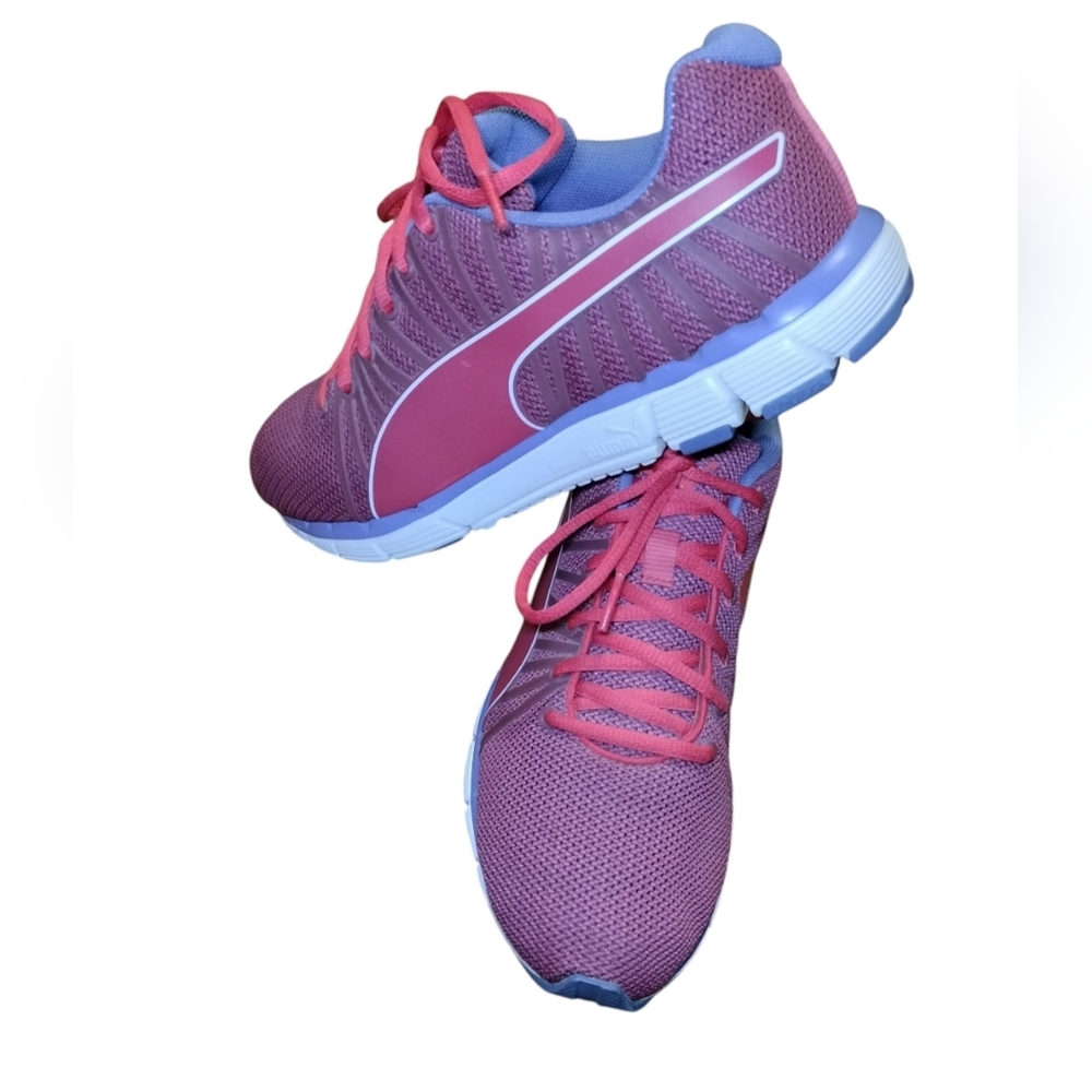 Puma Women's Purple and Blue Athletic Shoes